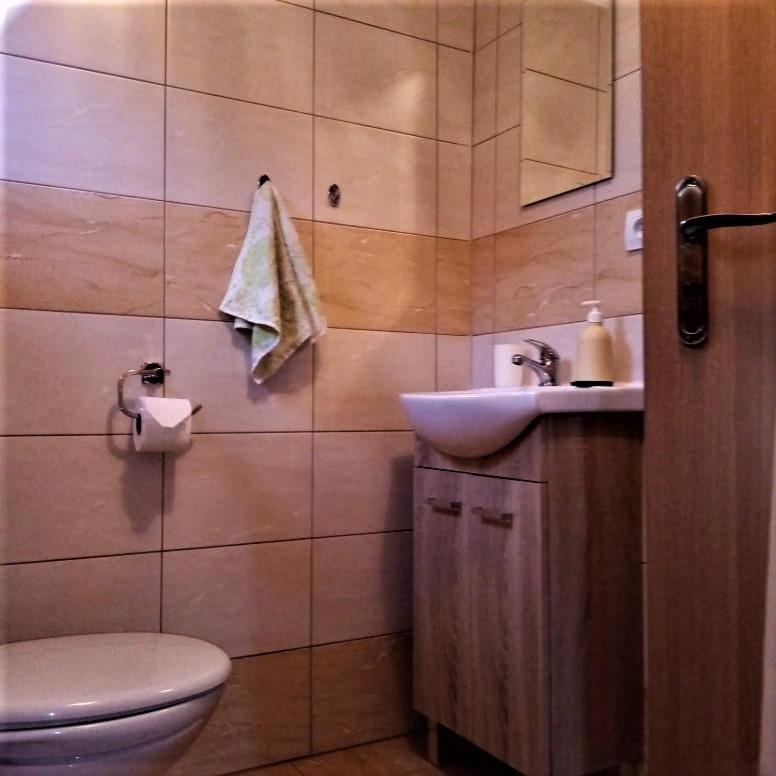 Green Cottage Besenova Luaran gambar